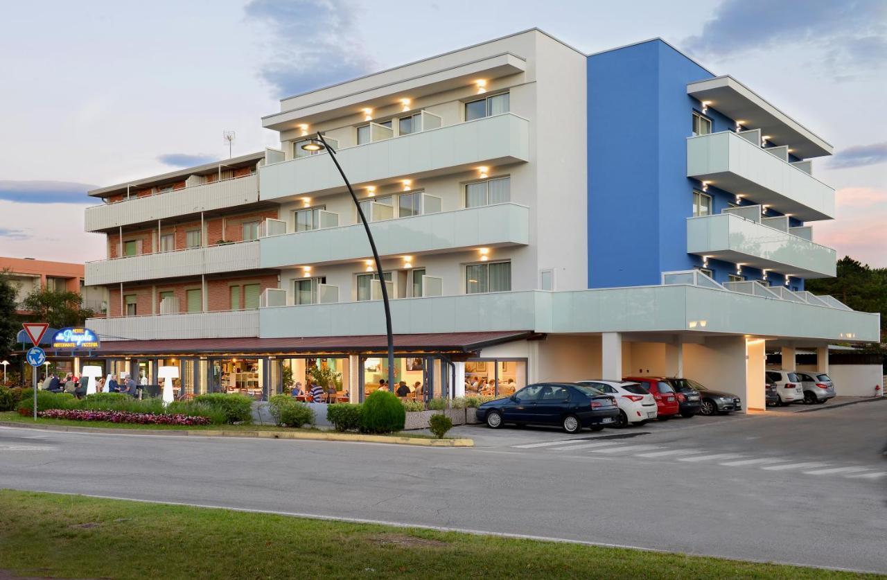Alla Pergola Bibione Exterior foto