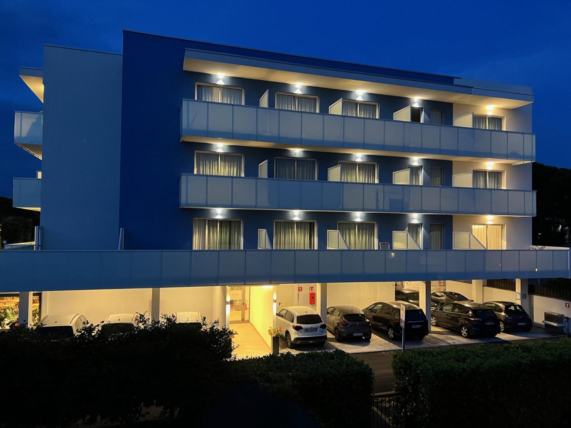 Alla Pergola Bibione Exterior foto
