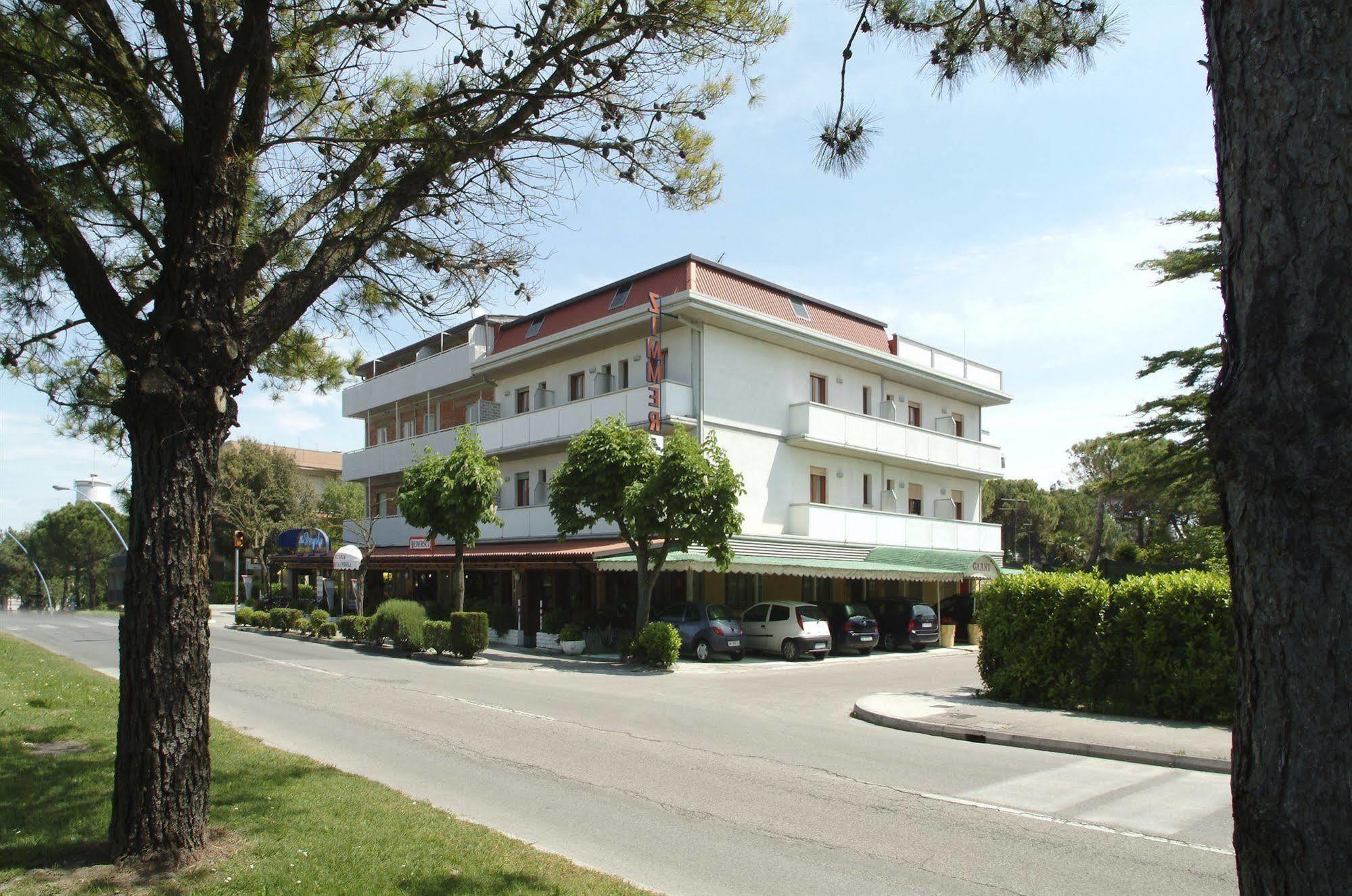 Alla Pergola Bibione Exterior foto
